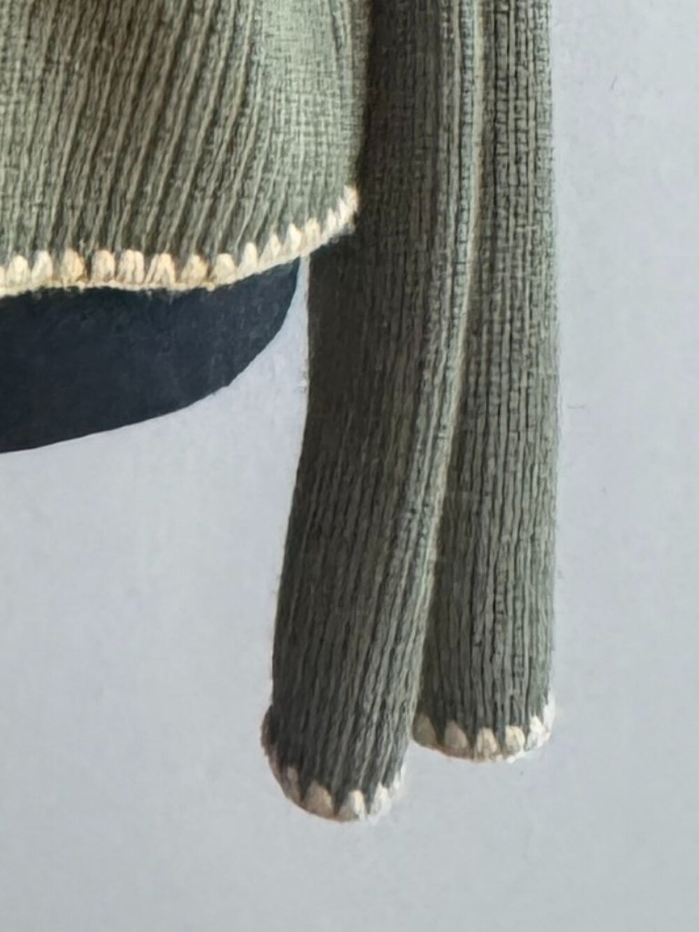 Vestique Green two toned Sweater Button up Army green - M -349 New with tags - Picture 6 of 6